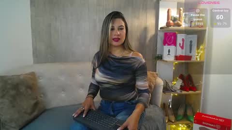 may_wood online show from March 28, 12:15 pm