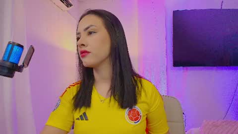 Maya online show from June 18, 4:03 am