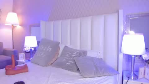 Maya online show from February 13, 4:43 am