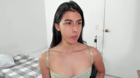 mazikeen_18 online show from April 16, 12:49 pm