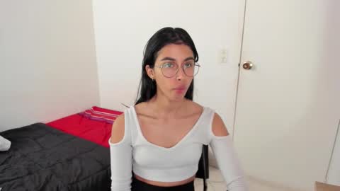 mazikeen_18 online show from February 11, 1:56 pm