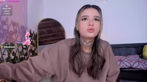 medussa13 online show from October 10, 2:11 pm