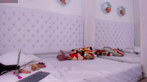 Megan online show from April 9, 6:19 am