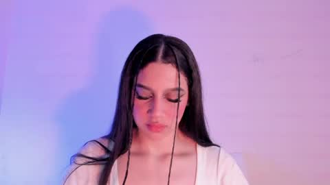 megan_jenner1 online show from April 19, 6:35 am