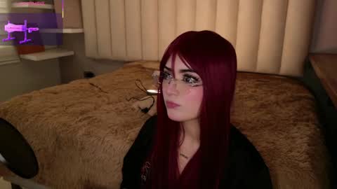     online show from November 27, 2:20 pm