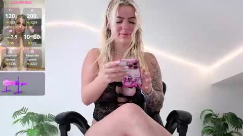 Megan online show from July 25, 6:42 am