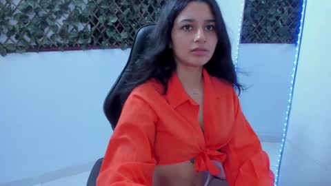 Snapshot of megan_whitte_01 chatting on January 27, 11:11 pm megan white 01  online show from January 27, 11:11 pm