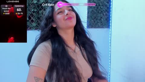 Snapshot of megan_whitte_01 chatting on January 14, 4:04 am megan white 01  online show from January 14, 4:04 am