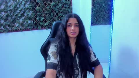 Snapshot of megan_whitte_01 chatting on February 20, 4:39 am megan white 01  online show from February 20, 4:39 am