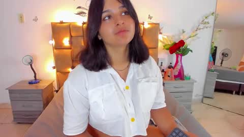 Snapshot of megan_whitte_01 chatting on September 22, 9:02 pm megan white 01  online show from September 22, 9:02 pm