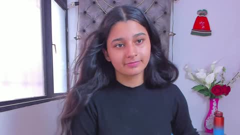 Snapshot of megan_whitte_01 chatting on December 7, 8:49 pm megan white 01  online show from December 7, 8:49 pm