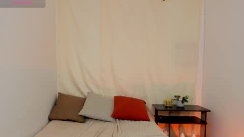 MEGHAN  online show from March 21, 4:17 am