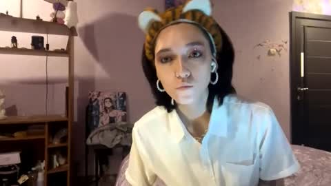 Megan online show from November 25, 12:18 pm