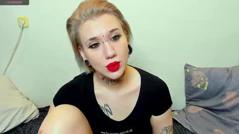 Megan  Megumi online show from December 31, 6:37 am