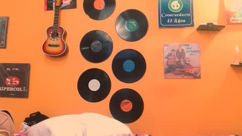 MEIS online show from November 4, 2:27 am