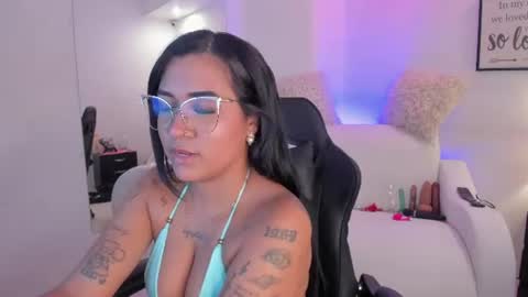 melan_owen online show from July 25, 2:13 pm