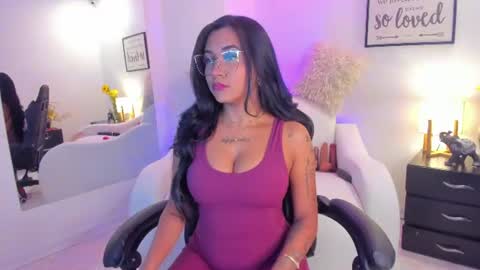 melan_owen online show from July 3, 11:05 am