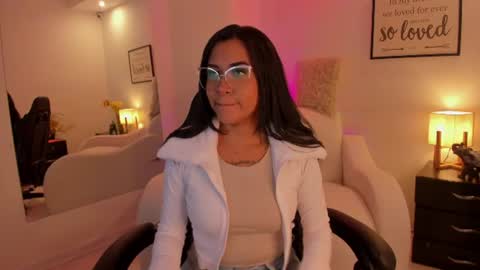 melan_owen online show from July 5, 11:27 am