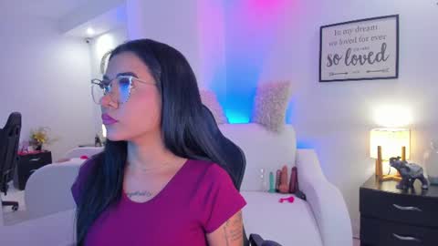 melan_owen online show from June 25, 11:02 am