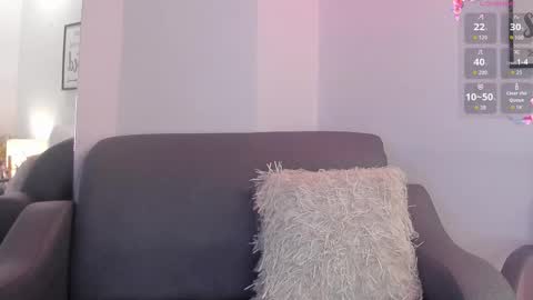 Snapshot of melan_owen chatting on October 22, 11:04 am melan_owen online show from October 22, 11:04 am