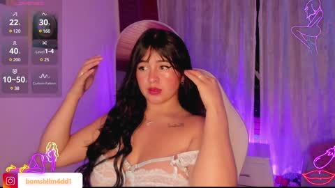 Snapshot of melani_sunny chatting on January 30, 1:33 am Melani sunny online show from January 30, 1:33 am
