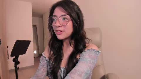 Melanie online show from February 5, 5:38 pm