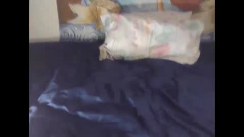 Melanie online show from November 23, 4:15 am