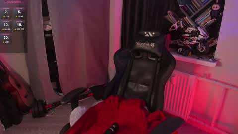 Ash online show from January 5, 9:29 pm