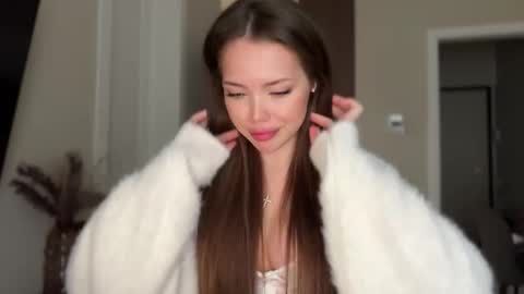 Adel online show from September 8, 3:33 pm