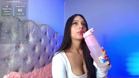 Melina online show from February 18, 8:30 pm