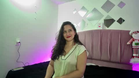 MELISSA online show from December 10, 2:59 am