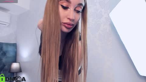 Melissa online show from January 24, 8:11 pm