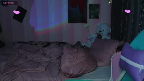 Snapshot of mella_freya chatting on October 12, 10:45 pm Freya IM NONUDE online show from October 12, 10:45 pm