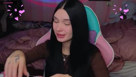Snapshot of mella_freya chatting on September 30, 11:42 pm Freya IM NONUDE online show from September 30, 11:42 pm