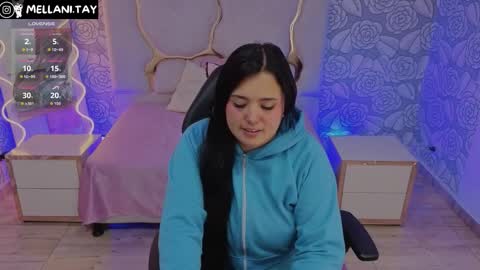 Snapshot of mellani_tay chatting on September 18, 3:27 am Mellani  online show from September 18, 3:27 am