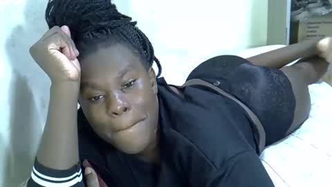 mellanine_ebony online show from February 18, 4:22 am