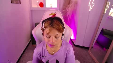 melody701583as online show from February 12, 1:13 pm