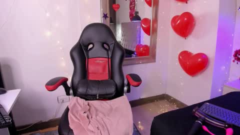 melody online show from March 10, 5:39 pm