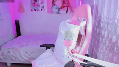 Elizabeth online show from April 14, 11:16 pm