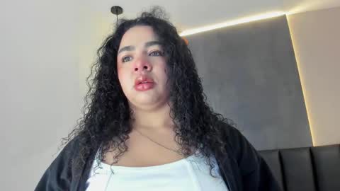  Memphis Williams  online show from October 28, 3:01 am