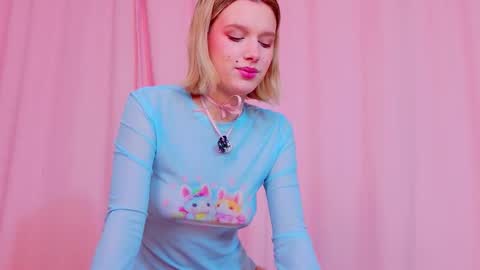 Lilu online show from February 20, 3:38 am