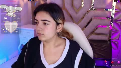    online show from November 12, 7:12 pm