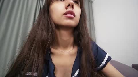 meriannabell online show from February 5, 2:03 am