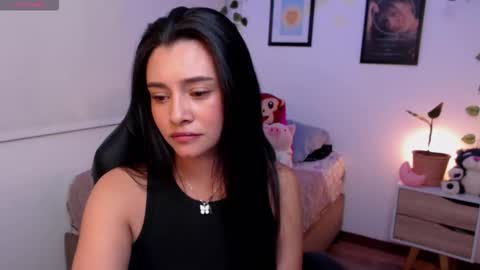 Snapshot of merilynwhithe_ chatting on September 26, 5:27 am Merilyn online show from September 26, 5:27 am