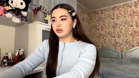 Enni online show from January 12, 6:24 pm