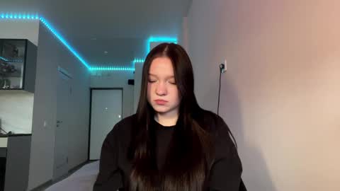 Fiora online show from May 27, 1:19 pm