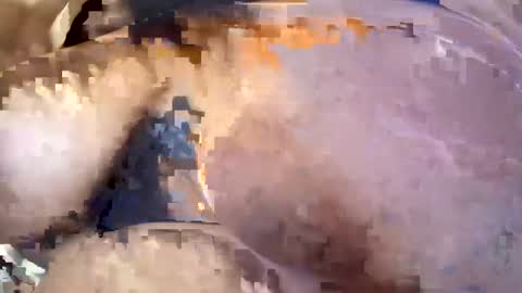 Snapshot of messy_punani chatting on October 20, 7:28 pm messy_punani online show from October 20, 7:28 pm