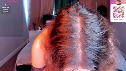 mia online show from May 13, 1:44 am