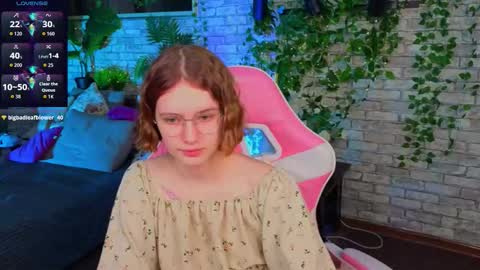 mia__mooore online show from February 24, 1:32 pm