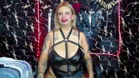 mia Independent model Thanks to everyone for your support online show from October 25, 10:49 pm